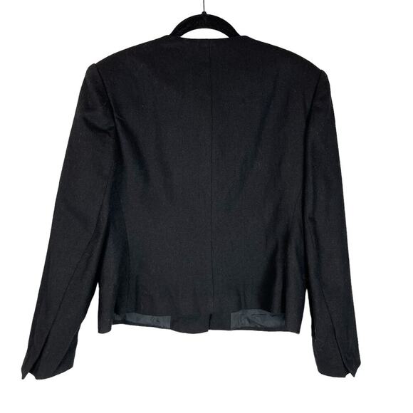 Vintage E. H. Woods 80s wool blend black velvet bow blazer - Picture 4 of 6